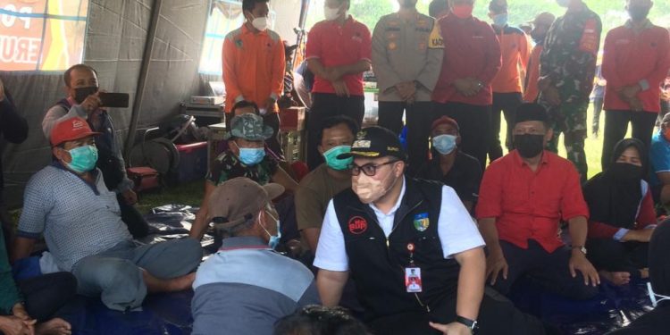 PANDEMI : Mas Bup saat hadiri simulasi penangganan bencana di Lapangan Desa Sempu Kecamatan Ngancar (dumas)