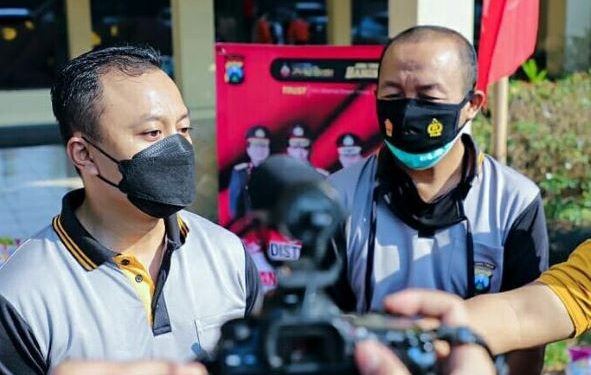 Kapolres Kediri AKBP Lukman Cahyono saat jumpa pers (Humas Polres Kediri)