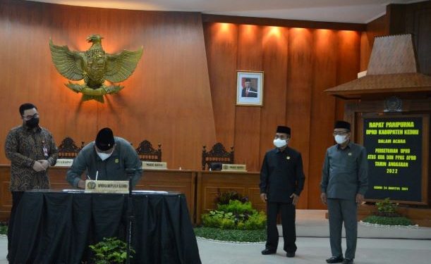 Rapat Paripurna dengan agenda Persetujuan dan Penandatanganan Nota Kesepakatan KUA dan PPAS APBD Tahun Anggaran 2022 (istimewa)