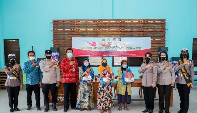 Penyaluran bantuan bertempat di Aula Kelurahan Ngampel (Yusril Ihsan)