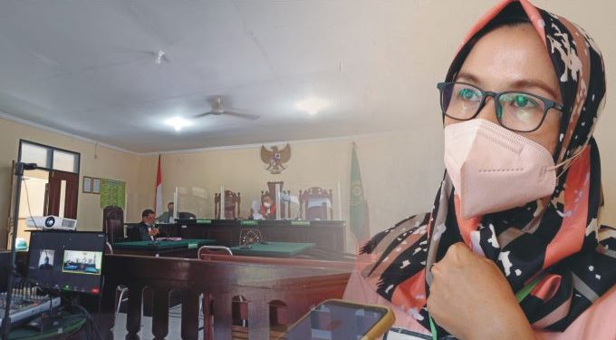 Lia Indrawati selaku korban penipuan saat hadiri sidang di PN Kabupaten Kediri (Kintan Kinari Astuti)