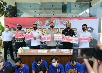 Kapolres Kediri AKBP Lukman Cahyono saat rilis hasil Operasi Tumpas Narkoba Semeru 2021 (Yusril Ihsan)