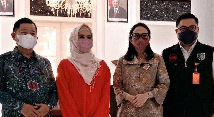 Kepala Bappenas Suharso Monoarfa usai diskusi dengan Mas Bup di Pendopo Panjalu Jayati (Kintan Kinari Astuti)