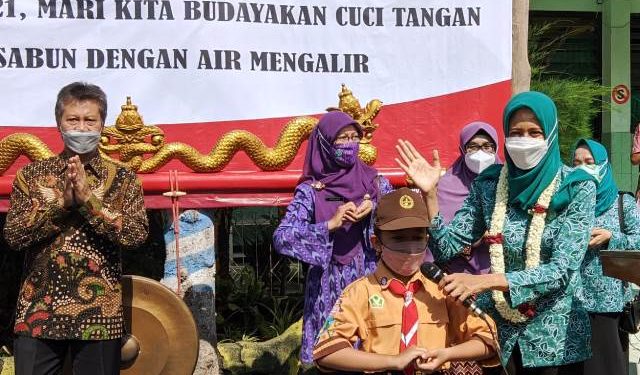 Acara peringatan hari cuci tangan di Halaman SDN Banjaran IV Kota Kediri (Kintan Kinari Astuti)