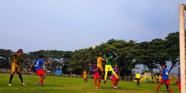 Laga uji coba Persedikab lawan Gagak Rimang (Yusril Ihsan)