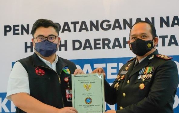 Mas Bup bersama Kapolres Kediri Kota AKBP Wahyudi (Kominfo)