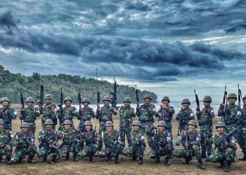 Suasana pelaksanaan lintas medan penyambutan perwira baru (Lantamal)