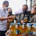 Mendag Lutfi saat melakukan inspeksi mendadak (sidak) ke distributor minyak goreng curah di kota Makassar, Sulawesi Selatan Kamis (17/2)  (dok humas)