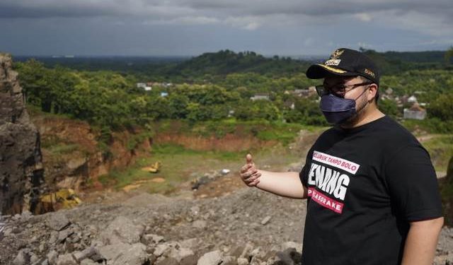 Bupati Kediri Mas Dhito saat melakukan sidak Galian C milik Danang (Kintan Kinari Astuti)