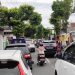 Suasana arus lalu lintas di Jalan Slamet Riadi Banjaran Kota Kediri (Nanang Priyo Basuki)