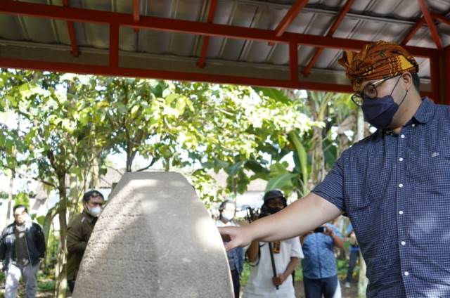 Hari Jadi Kabupaten Kediri, Mas Dhito Tanam Bambu Kuning di Titik Nol Harinjing Hari Jadi Kabupaten Kediri, Mas Dhito Tanam Bambu Kuning di Titik Nol Harinjing