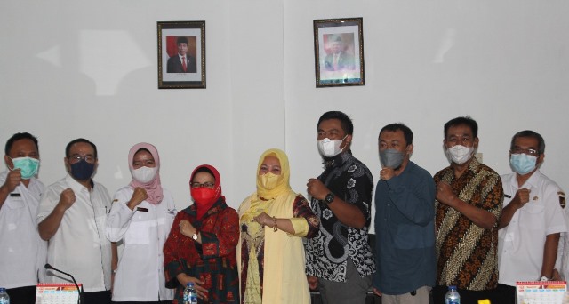 Saat RDP Komisi C bersama perwakilan Dinas Kesehatan dan RSUD Gambiran Kota Kediri (istimewa)