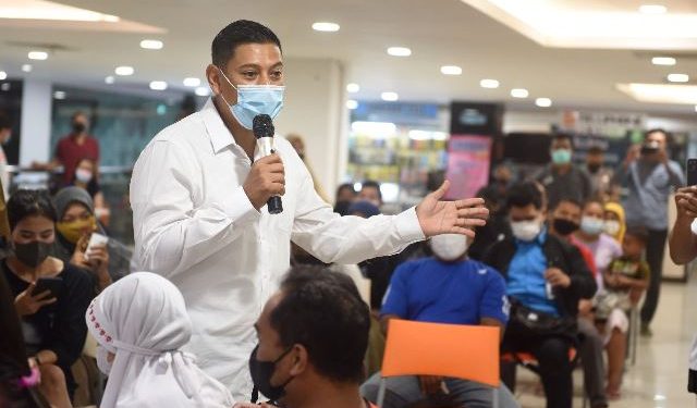 Giat vaksin booster digelar Dinas Kesehatan di Kediri Mall (kominfo)