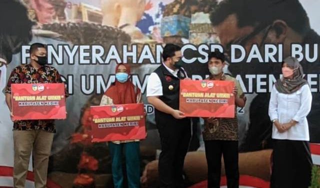 Bupati Mas Dhito saat acara penyerahan CSR kepada pelaku UMKM di Pendopo Panjalu Jayati (Kintan Kinari Astuti)