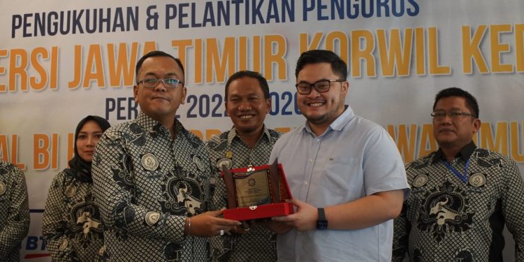 Bupati Mas Dhito saat hadiri pelantikan Pengurus APERSI Korwil Kediri (Kominfo)