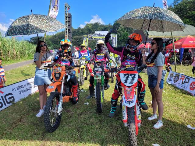 Inilah Komunitas Trail Adventure Kediri, Aksi Bedah Rumah, Bagi Sembako Hingga Renovasi Tempat Ibadah