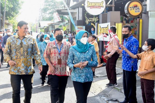 Sambut Tim Penilai Lomba Kelurahan dan Pelaksanaan 10 Program Pokok PKK Provinsi Jawa Timur, Wali Kota Kediri : Kami Miliki Program Berbasis Wilayah