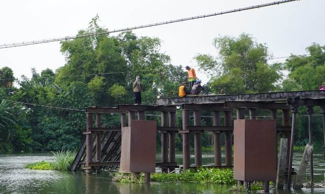 PUPR Lebarkan Jalan, Perintah Mas Dhito Jembatan Jongbiru Selesai 2023