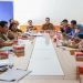 Tim Monitoring Prodamas Plus tingkat kota saat berada di Kantor Kelurahan Semampir (kominfo)