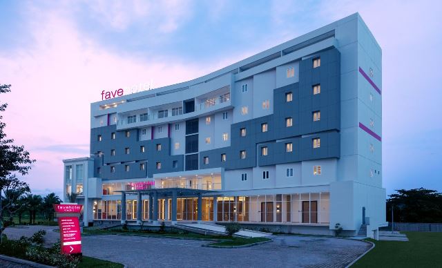 Hanya di favehotel, Penginapan Nyaman Harga Terjangkau Disuguhi Pemandangan Monumen SLG