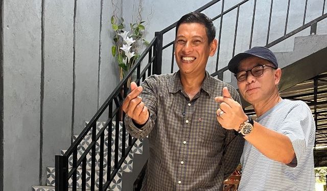 Wignyo Rahadi bersama Wali Kota Kediri Mas Abu (humas)