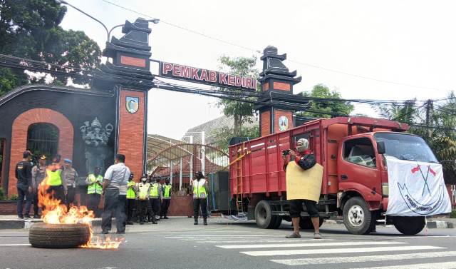 Oknum ASN Diduga Bekingi Usaha Ilegal di SLG, LSM Minta Mas Bup Tindak Tegas