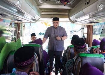 Satu Jamaah Tertinggal Rombongan, Bupati Dhito Ingatkan Selalu Pakai ID Card