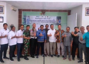 Pertemuan di Aula Kantor Kecamatan Pesantren (Oktavian Yogi Pratama)