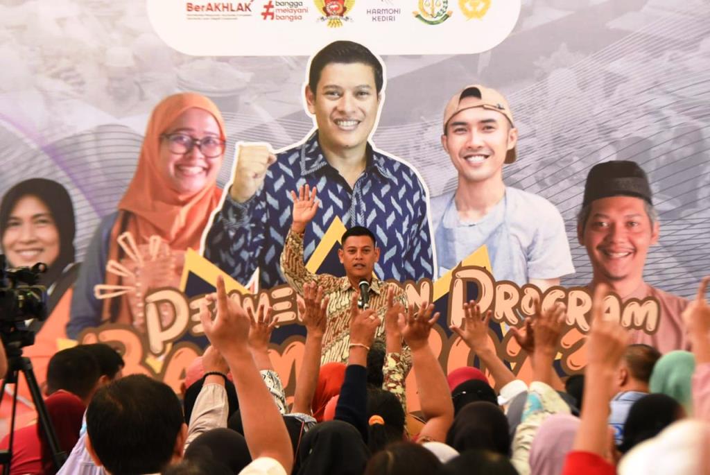 Wali Kota Kediri Ingatkan Penerima Banmod 2023 Segera Belanjakan Bantuannya Agar Usaha Segera Berkembang