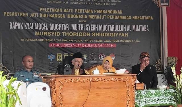 Suasana peletakan batu pertama pondok pesantren (Wildan Wahid Hasyim)