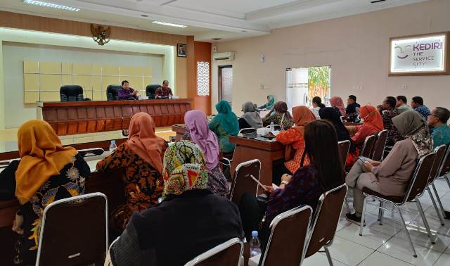 Mantapkan Statistik Sektoral, Diskominfo Libatkan Seluruh Kelurahan di Kota Kediri Mantapkan Statistik Sektoral, Diskominfo Libatkan Seluruh Kelurahan di Kota Kediri