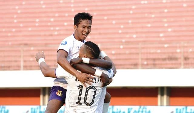 Service apik diberikan Renan Silva atas terciptanya dua gol (persik fc)
