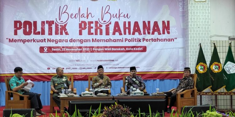 Suasana bedah buku digelar di Pondok Pesantren Wali Barokah LDII Kediri (Wildan Wahid Hasyim)