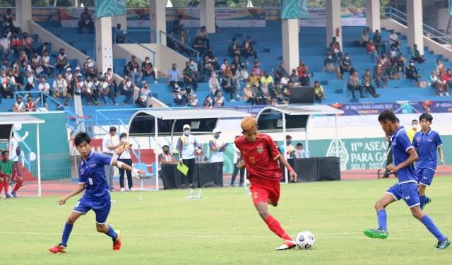 Abdul Aziz Nur saat bergabung Timnas Sepak Bola (istimewa)