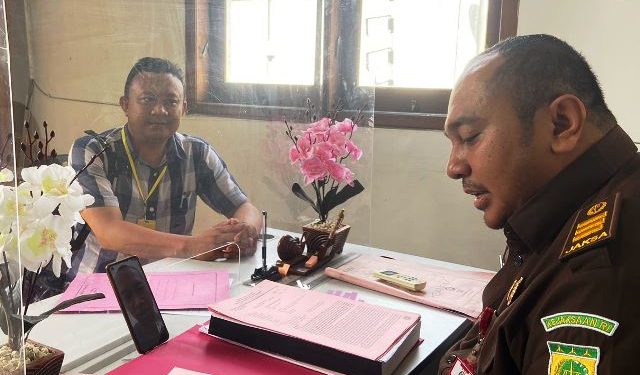 Pelimpahan kasus penggelapan di Ruang Pidum Kejari Kabupaten Kediri (penkum)