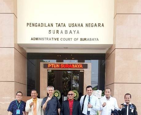 Penggugat didampingi kuasa hukum (istimewa)