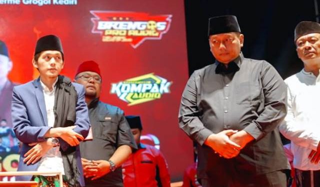 Dodi Purwanto bersama Gus Iqdam (istimewa)