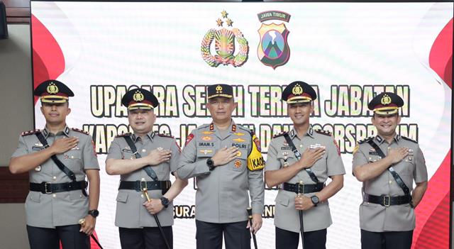 Upacara serah terima jabatan dipimpin Kapolda Irjen Pol Imam Sugianto (humas)