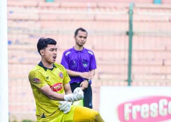 penampilan cemerlang kiper Persedikab Aldino Fanani