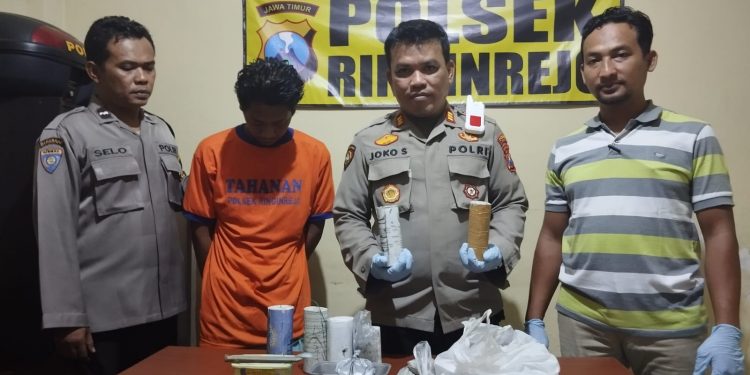Hanafi alias Katemplek diamankan di Mapolsek Ringinrejo (humas)
