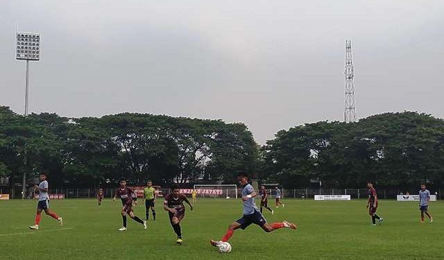 Persedikab saat menjamu Persibone di Stadion Canda Bhirawa (Sigit Cahya Setiawan)