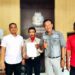 Suwanto didampingi kuasa hukum diterima Kasi Pidsus Kejari Kabupaten Kediri yang menjadi sengketa (Nanang Priyo Basuki)