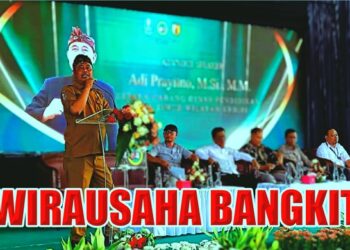 Pembicara utama Kacabdin Pendidikan Jatim wilayah Kediri, Adi Prayitno (Sigit Cahya Setyawan)