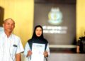 Srie Mulyanti Hartini saat mengadu ke Kejari Kabupaten Kediri (Wildan Wahid Hasyim)