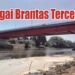 Kondisi buih berada di Sungai Brantas (Sigit Cahya Setiawan)