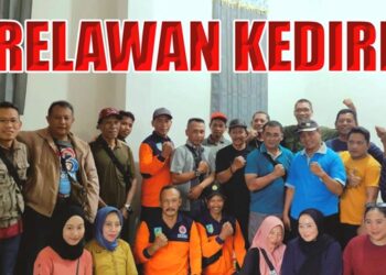 Pertemuan para relawan di rumah Kamid, selaku penggagas (istimewa)