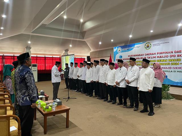 Saksikan Pelantikan Pengurus Baru PD DMI, Pemkot Kediri Siap Lanjutkan Sinergitas Saksikan Pelantikan Pengurus Baru PD DMI, Pemkot Kediri Siap Lanjutkan Sinergitas