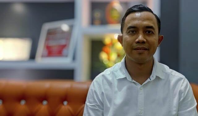 Komisioner KPU Divisi Sosdiklih Parmas dan SDM, Eka Setiawan (Wildan Wahid Hasyim)