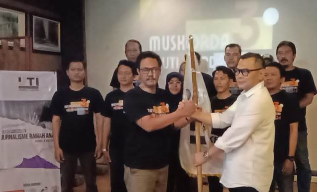 Roma Duwi Juliandi Kembali Terpilih Ketua IJTI Kediri