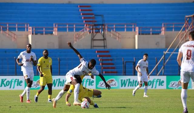 Laga seru tersajikan saat Persik Kediri dijamu Barito Putera (istimewa)